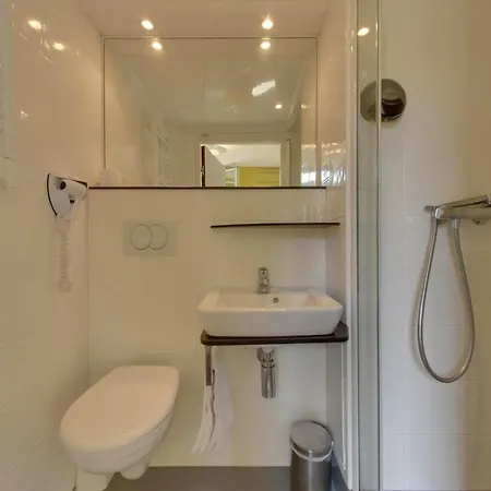 Du Centre 2* Saintes