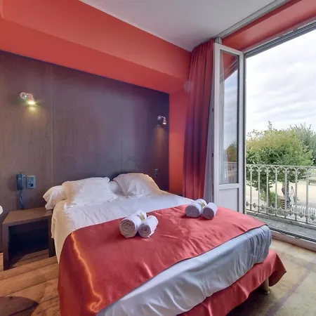 Du Centre 2* Saintes